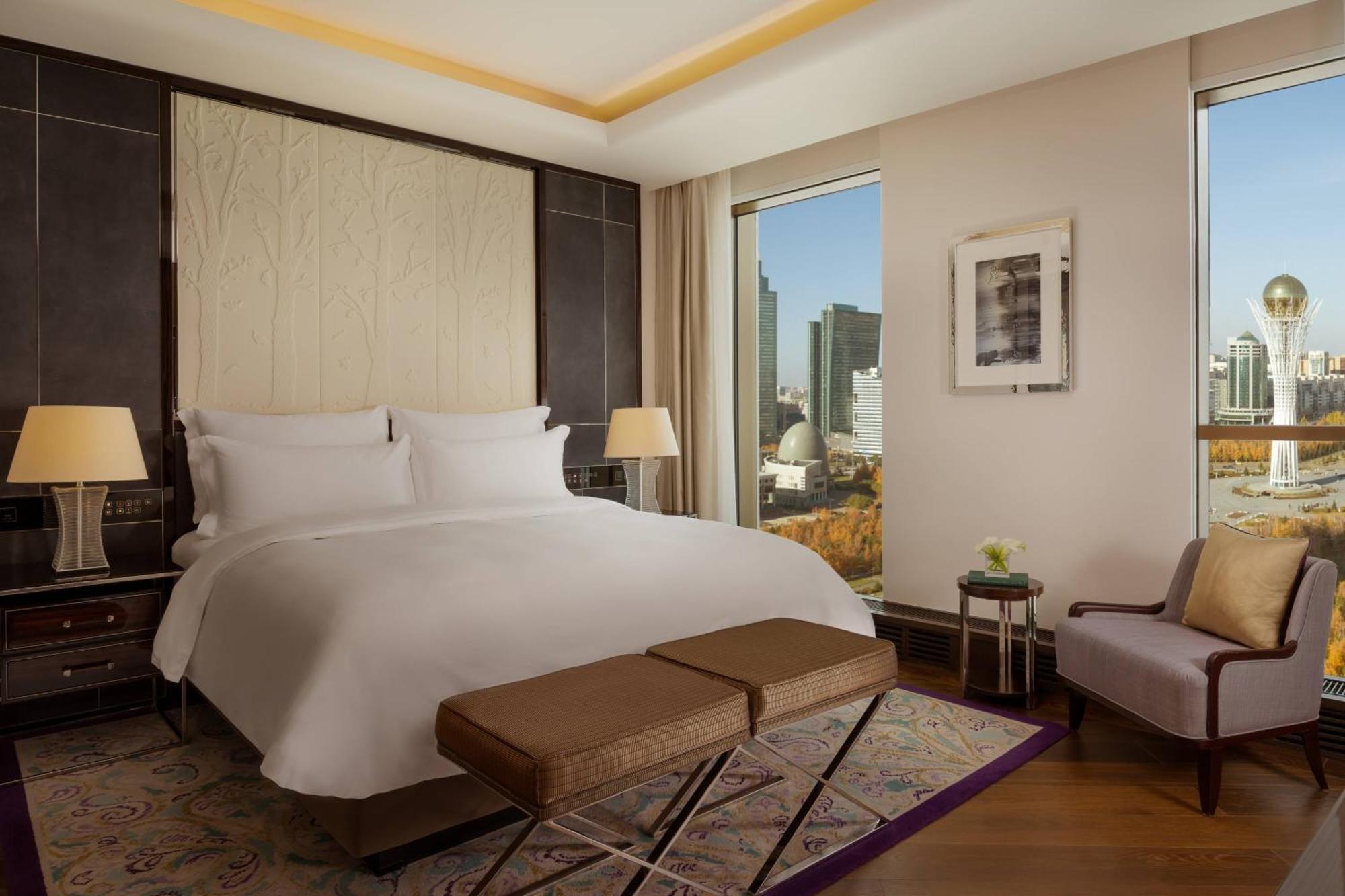 The Ritz-Carlton, Astana Hotel Exterior photo